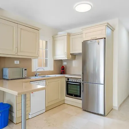 Apartment Hoekappartement Mar, 400m